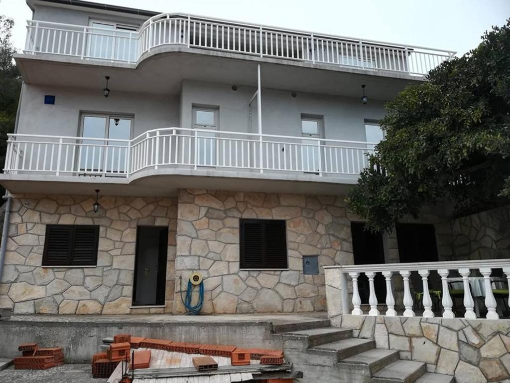 Apartment Grscica 4487A プリズバ エクステリア 写真